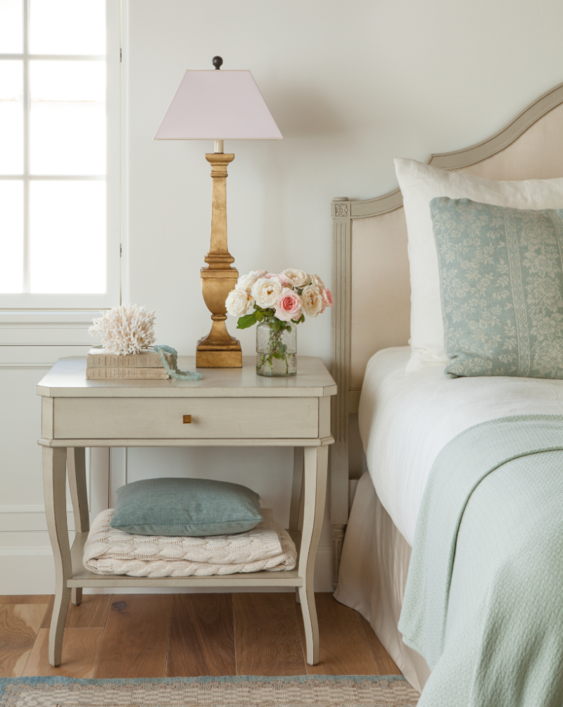 Breathtaking timeless and tranquil Giannetti Home interior design inspiration - found on Hello Lovely Studio
