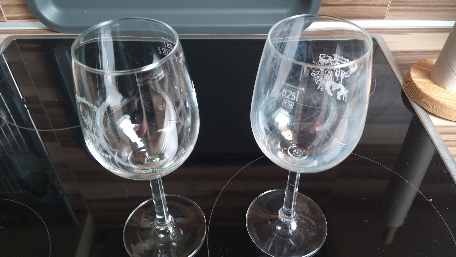 930 Best Love It Images In 2020 Bones Funny Hey Girl Ryan