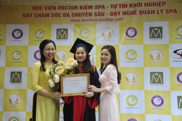 Học viện thẩm mỹ Doctor Kiệm Spa Academy - Dậy nghề thẩm mỹ - Chắp cánh ước mơ