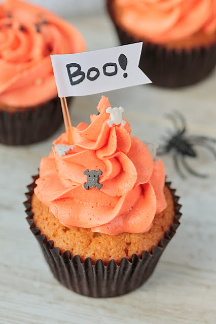 Spooky Hallowe'en Cupcakes!! These homemade cupcakes are better than anything you'd buy in the shops. goodfoodshared.blogspot.com