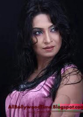 Bangladeshi model and actress Farzana Chabi