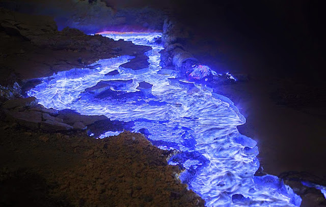 Spectacular Neon Blue Lava Pours From Indonesia's Kawah Ijen Volcano At
