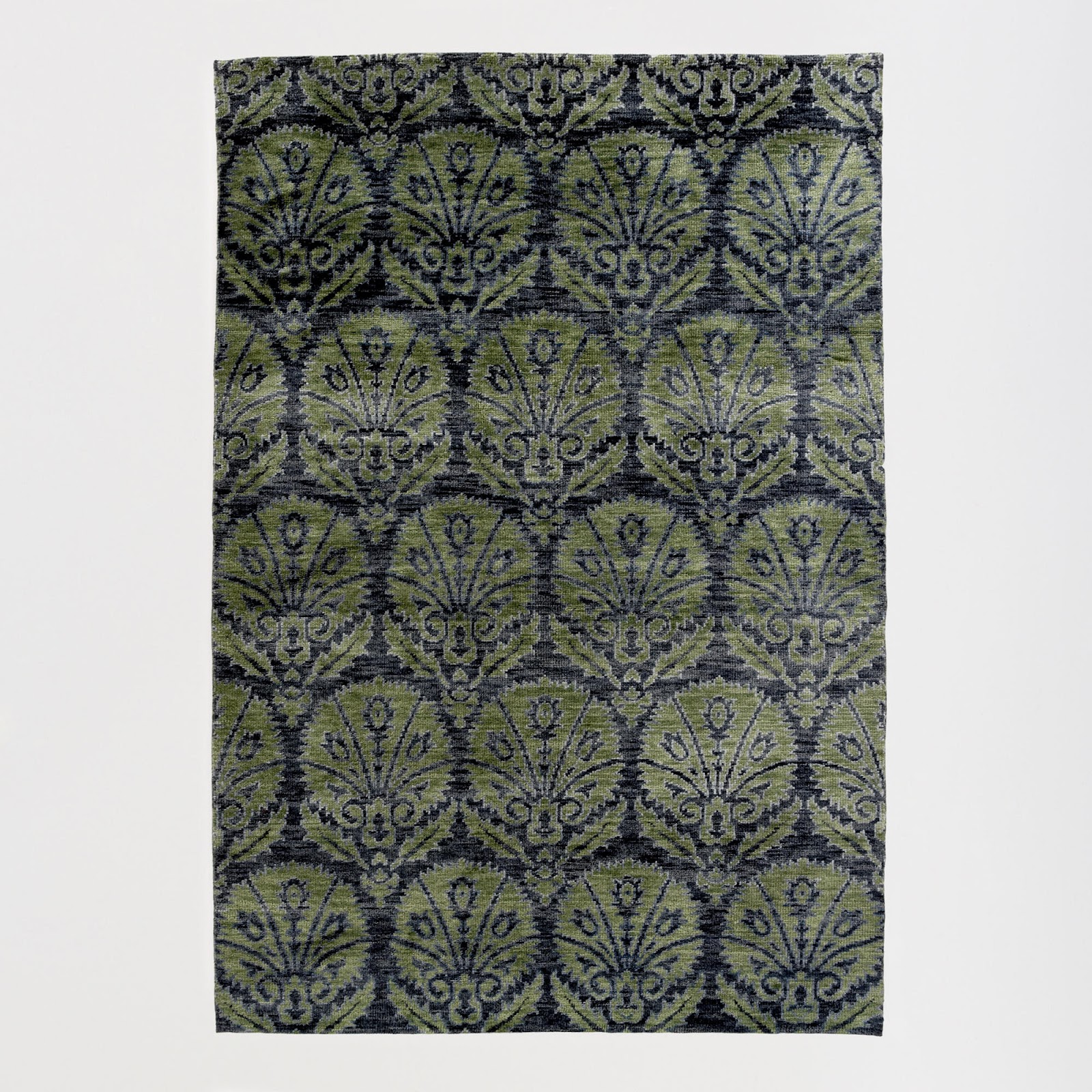 WHITE + GOLD AFFORDABLE RUG LOVE WORLD MARKET