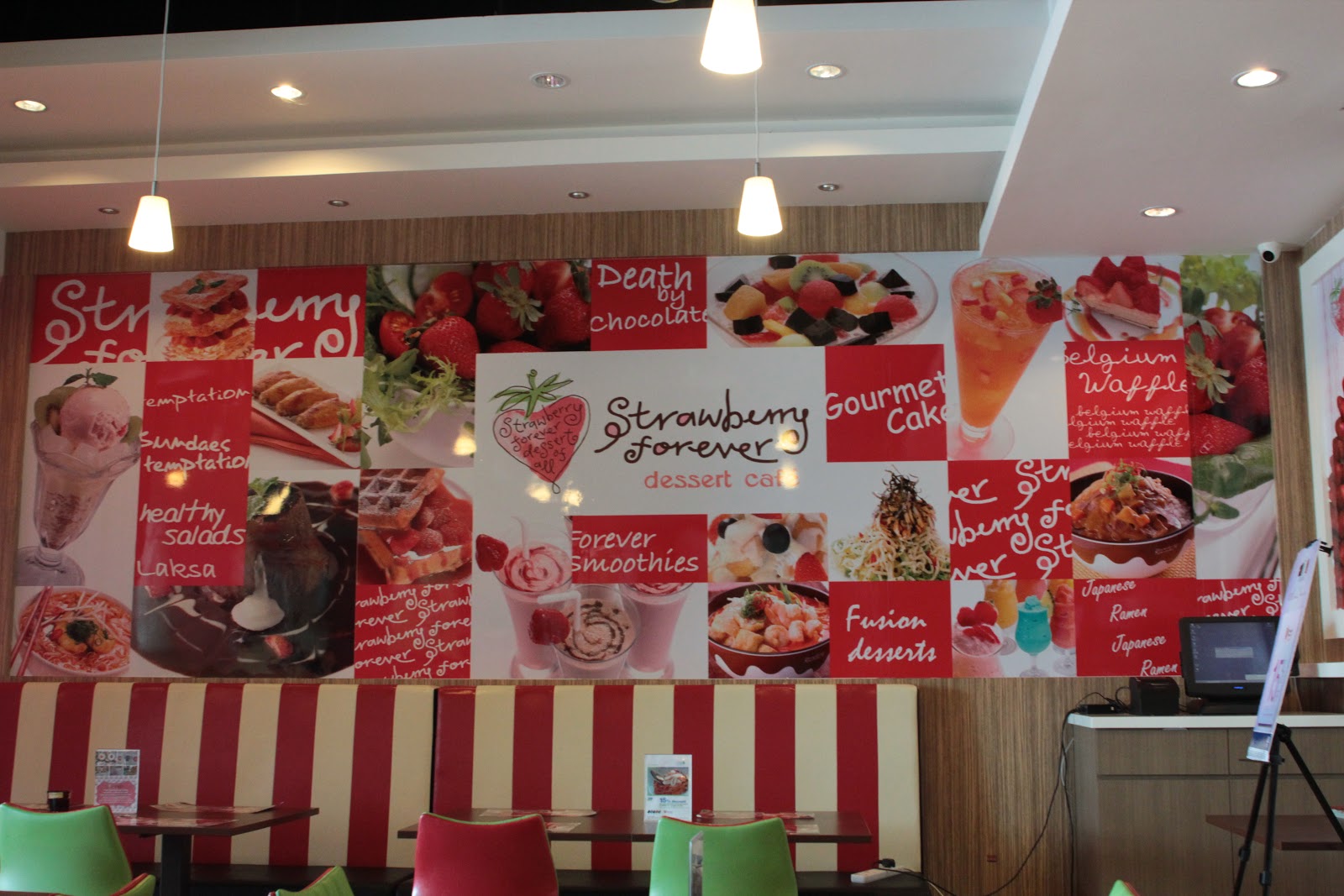 Strawberry Forever Dessert Cafe,