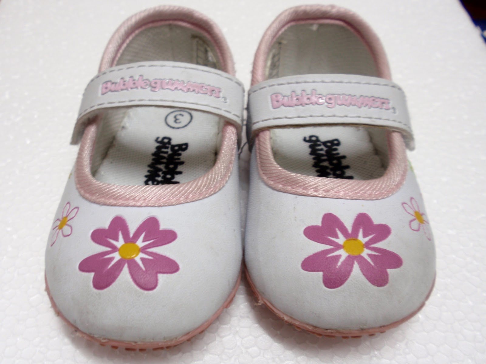 Bata baby bubbles stylish shoes and sandal for Eid 2013 - fashions addres