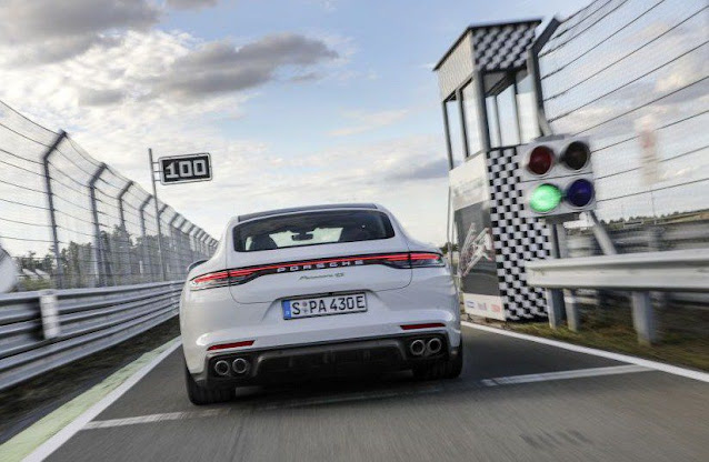white-porsche-2021-turbo-s-panamera-speed