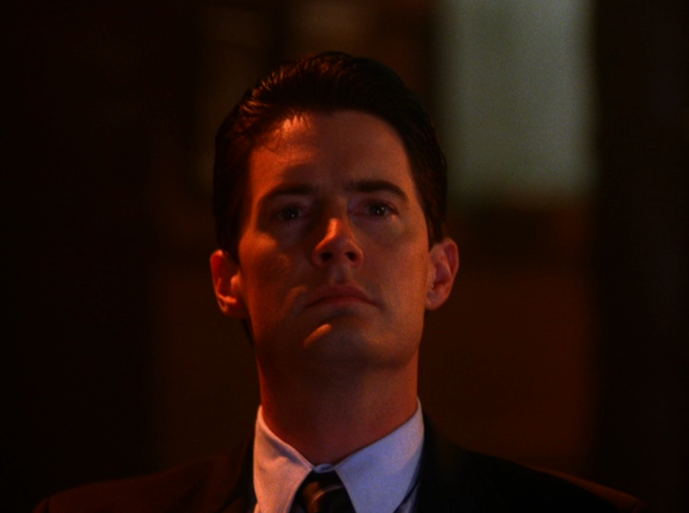 твин пикс агенты фбр. кайл маклахлен дейл купер. агент купер твин пикс 2017. кайл маклахлен твин пикс. агент купер твин пикс.