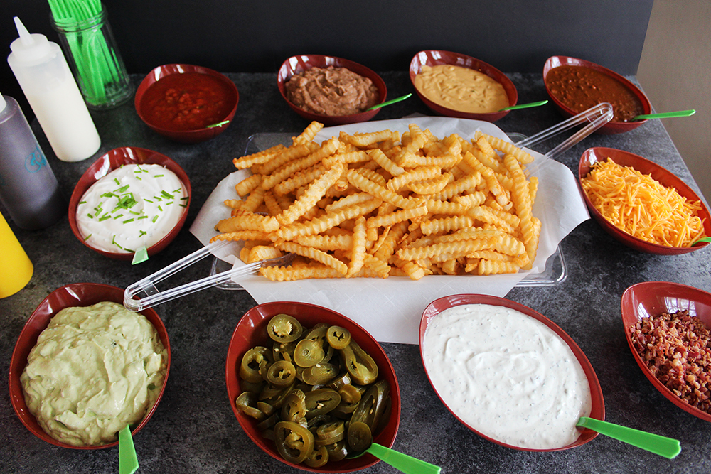 Southern Mom Loves Game Day 'Make Your Favorite' Fry Bar Spread