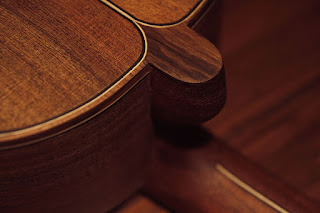 17 fret Venezuelan Cuatro Luiggi Luthier 2015 heel
