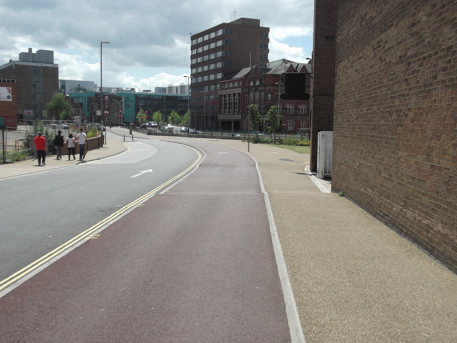 The Ranty Highwayman: Kerb Your Enthusiasm: Stepped Cycle Tracks1600 x 1200