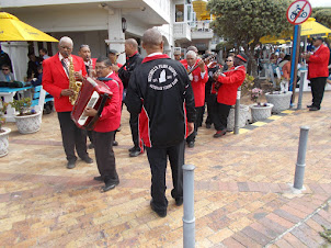 "Gospel singers" playing for tourists at Hermanus village.