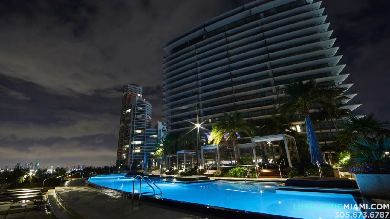 28 Photos vs. APOGEE 701 South of 5th Street Miami - Luxury Condo & Interior Design Tour