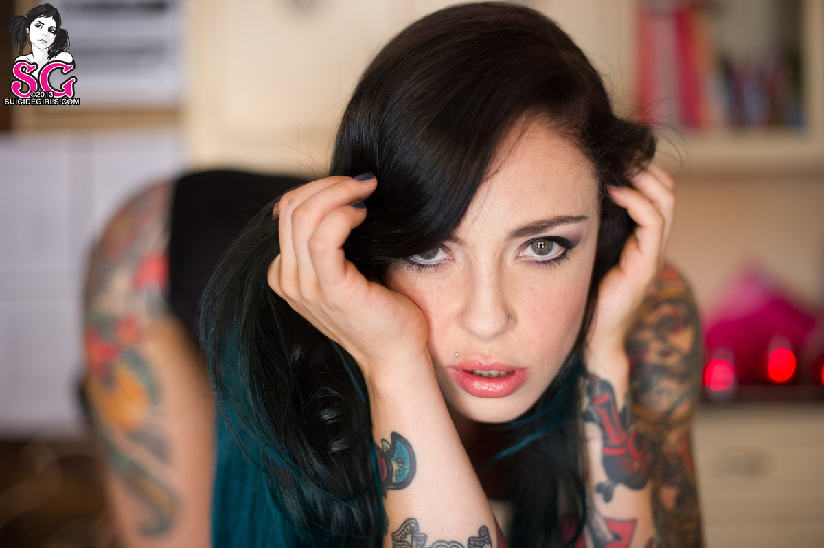 Eden von hell. Mariam micol tatu. Eden von hell suicide. Eden von hell suicide. Eden von hell фото.