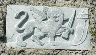 Oι λεηλασίες αρχαιοτήτων στην Θεσσαλονίκη από τους Ενετούς  