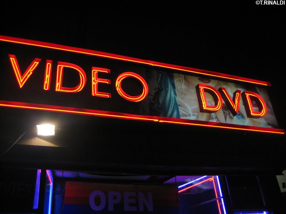 New York Neon Lights Out 2019 Signs We Lost This Year