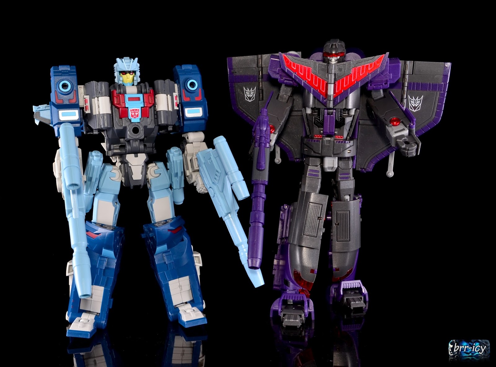 Brricy's Transformers Reviews "Upgrades" Part 12 Sixknight and Astrotrain