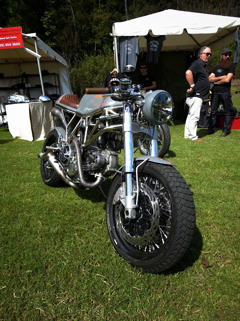 Custom Ducati Supersport