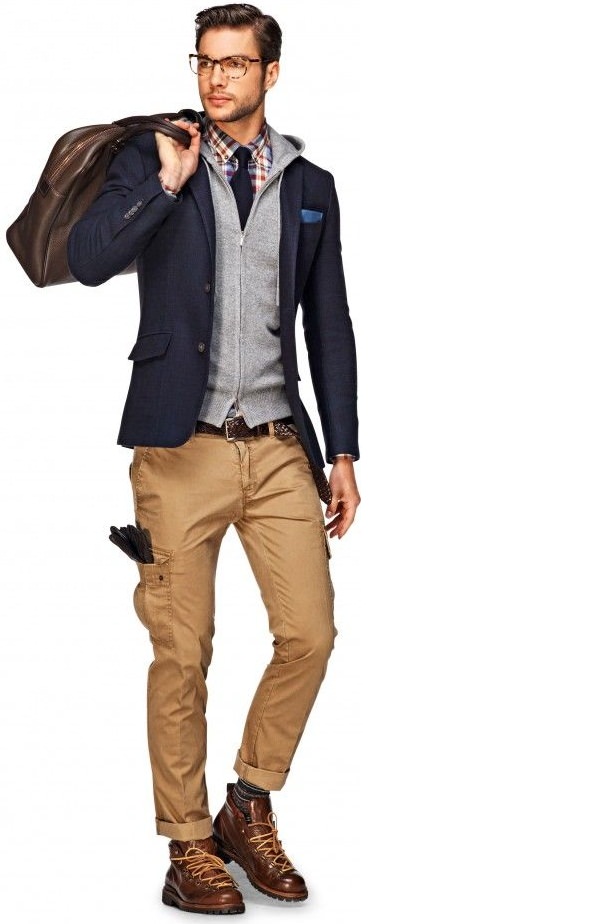 Navy blazer looks formal look in khaki pant, khaki pants dress shirt color