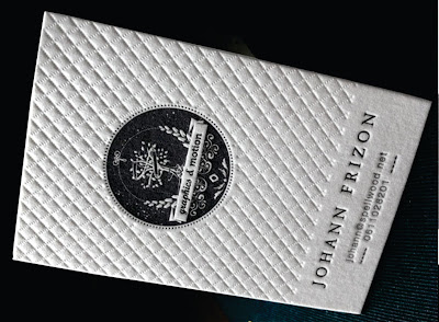 10 Contoh Kreatif Of Business Cards Bertekstur (3)