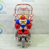 Sepeda Roda Tiga Family F823FT Robot Musik Dobel Bintang Ban Jumbo Red
