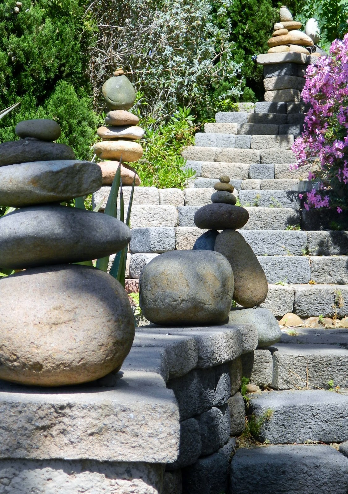 GardenEnvy: Decidedly Spanish Garden, Definitely In San Diego