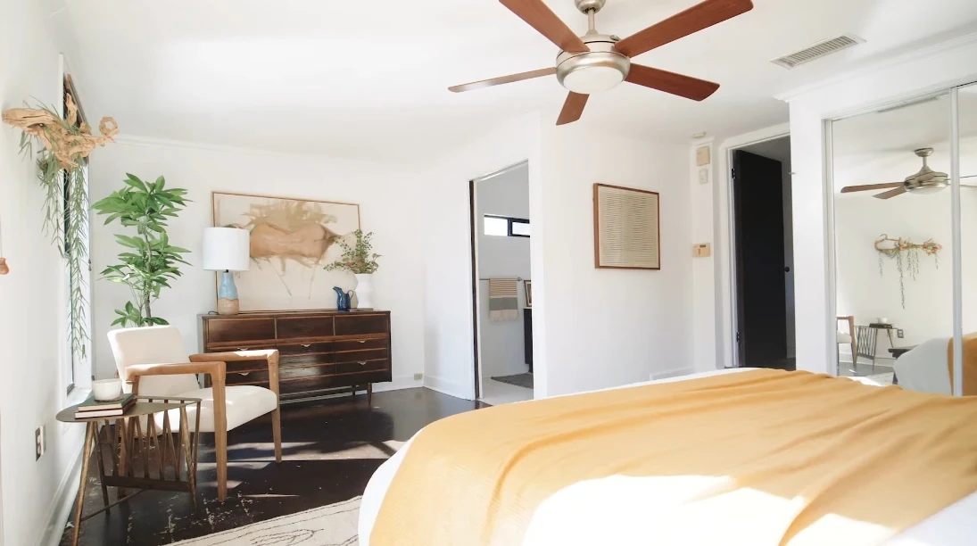20 Photos vs. 3422 Hollydale Dr, Los Angeles Interior Design Luxury Home Tour