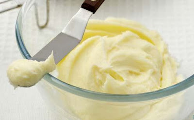  Pertanyaan menyerupai ini kerap kali muncul dari kalangan ibu Ternyata Ini Perbedaan Antara, Butter, Margarin Dan Mentega? SILAHKAN SHARE..!