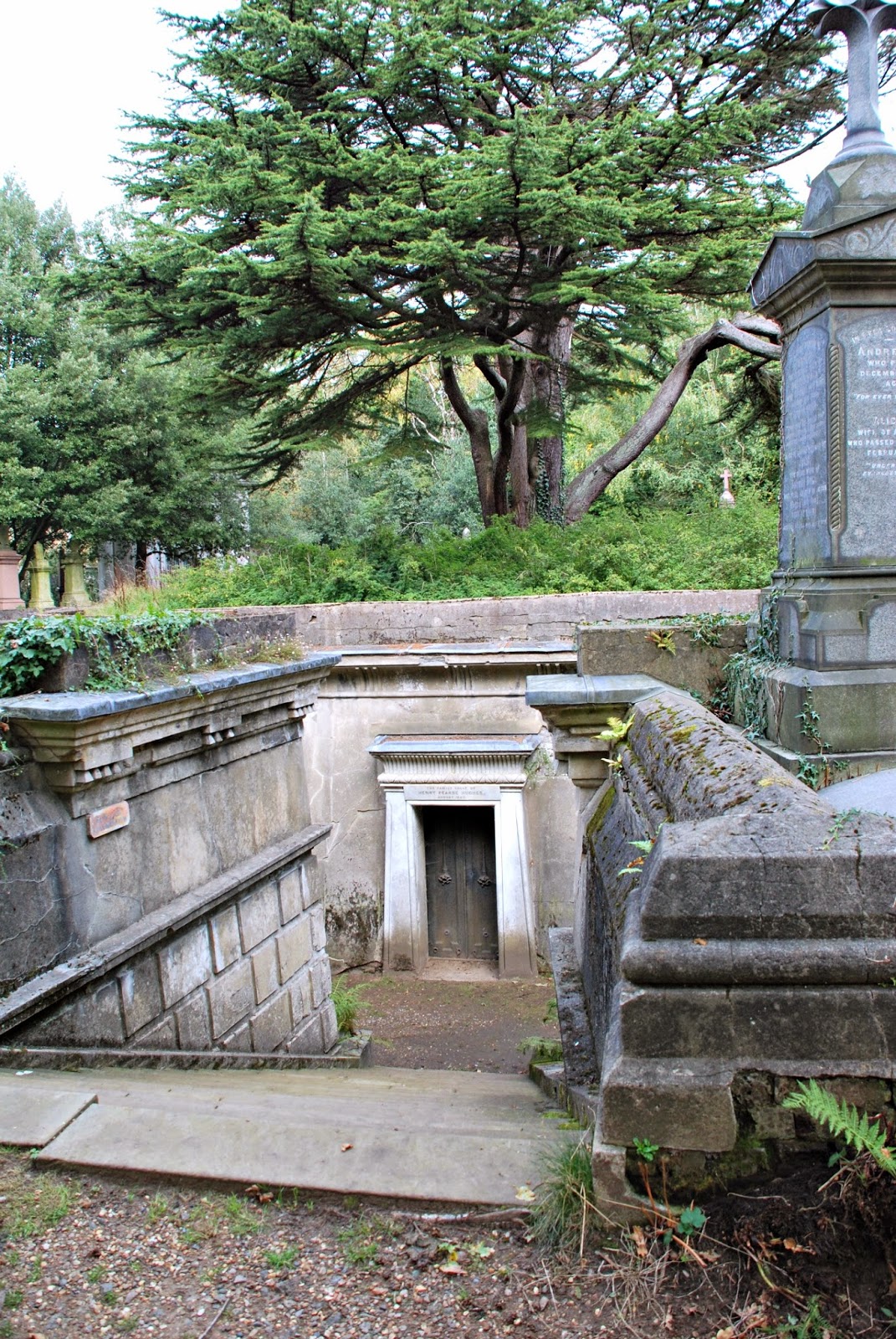 The Circle of Lebanon, Highgate Cemetery, London