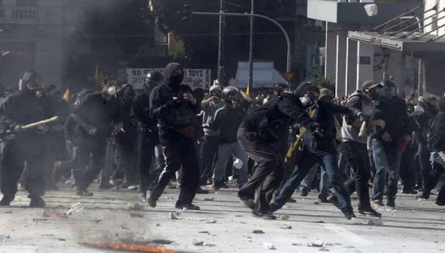 4 Γερμανοί πράκτορες συνελήφθησαν ως πρωταγωνιστές στις χθεσινές ταραχές στο Σύνταγμα  