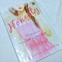 [BOOK REVIEW] Honesty by Mitha Juniar & Ari Keling