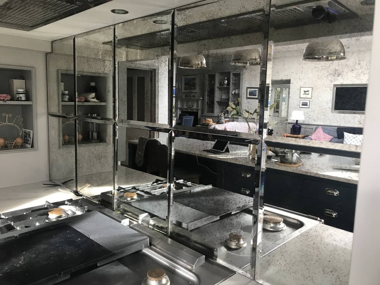 CUSTOM ANTIQUE MIRROR NEW YORK· Decorative Glass NY devision of ARTLOOKGLASS INC is a Brooklyn