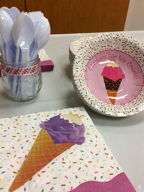What screams "Summer" more than ice cream! Here is how I created an ice cream party to celebrate the beginning of Summer.