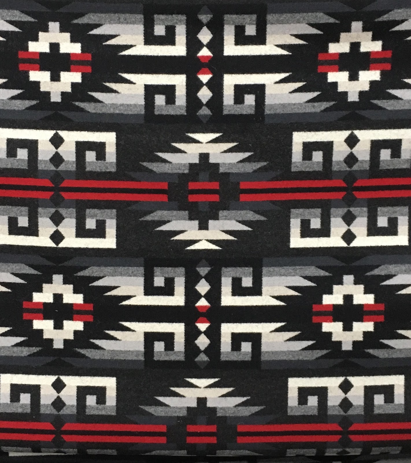 Pendleton Woolen Mill Store Blanket Weight Wool Jacquards