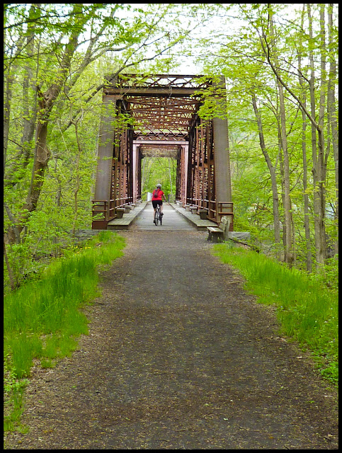 Very well preserved truss bridge over the Wallkill River. Very well preserved truss bridge over the Wallkill River.