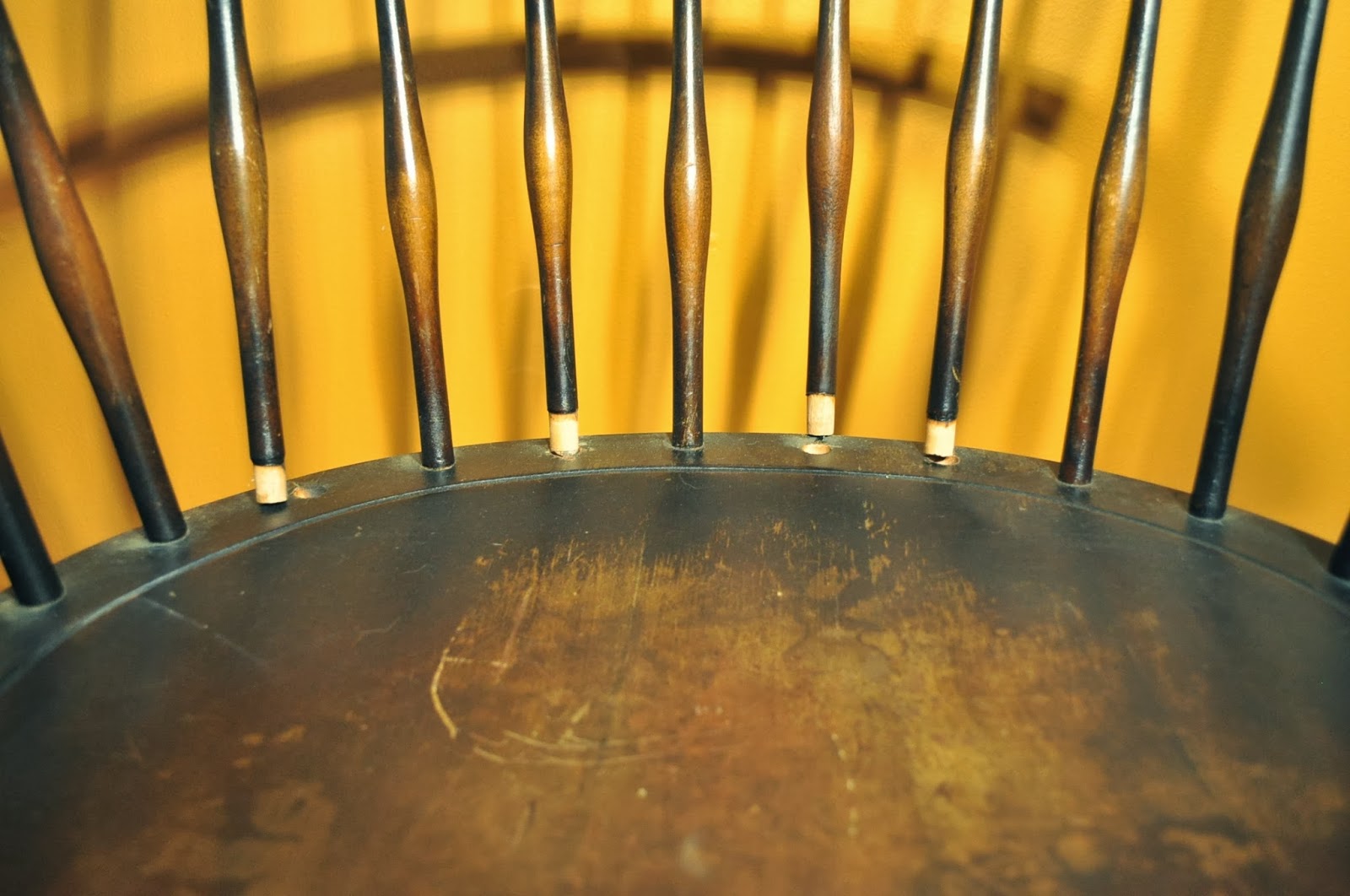 Confused Grain Windsor Chair Repair