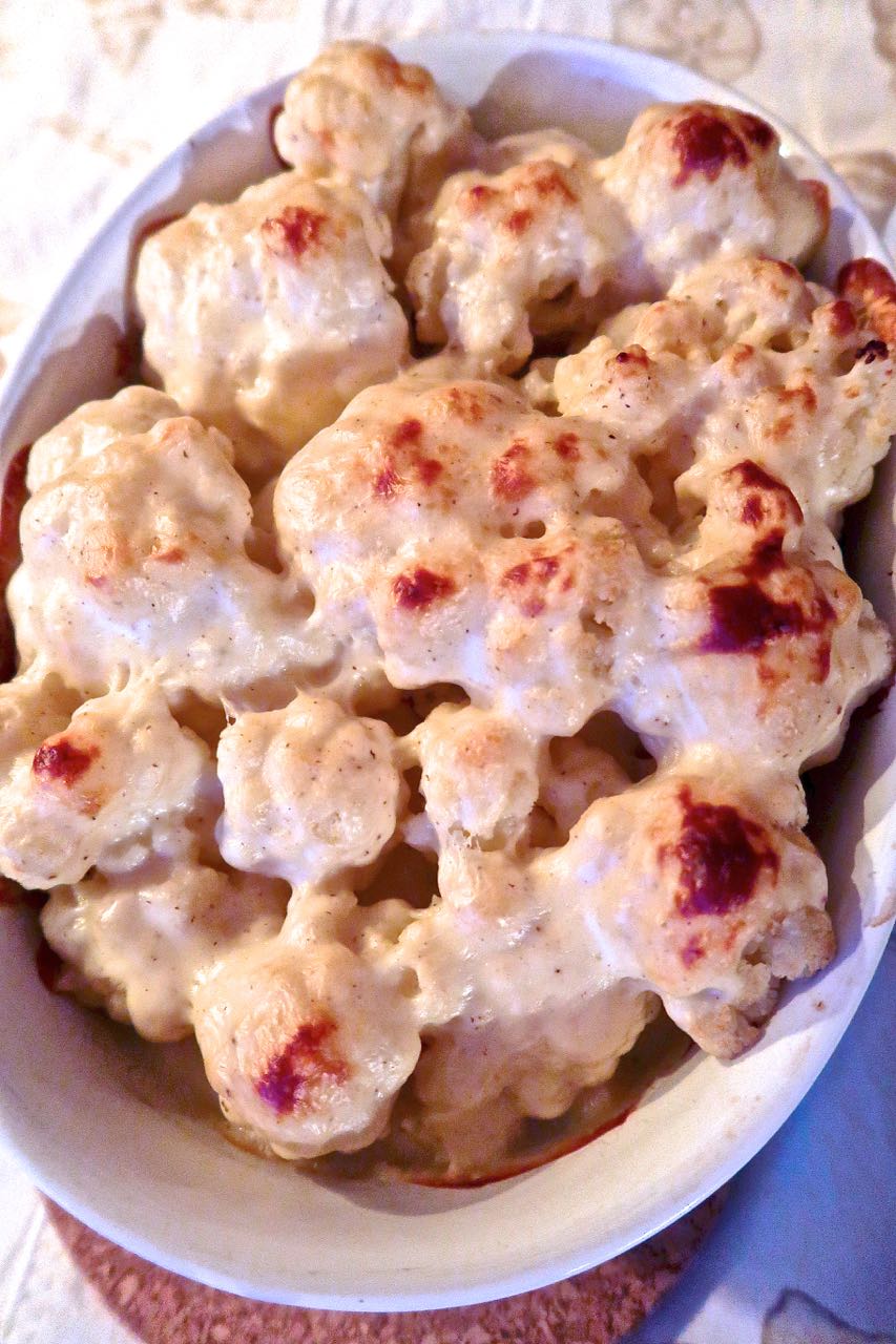 Scrumpdillyicious Classic Cauliflower Cheese with Cheddar Béchamel