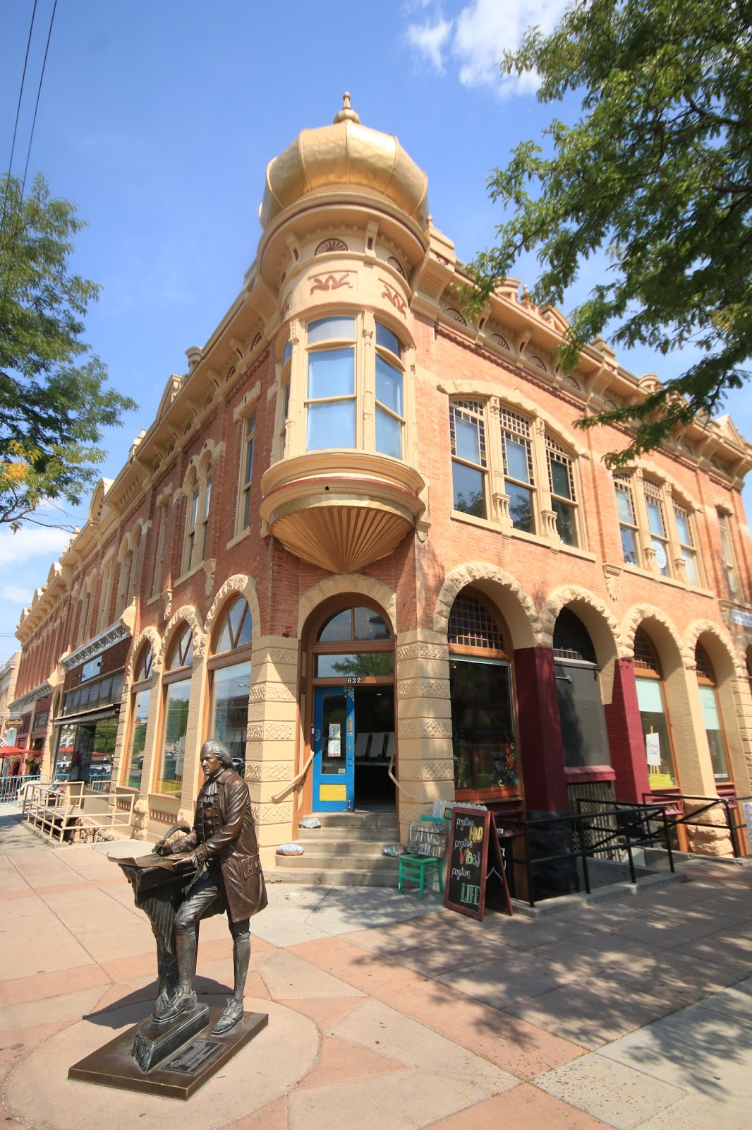 Travels with Twinkles Belle Fourche and Rapid City, South Dakota