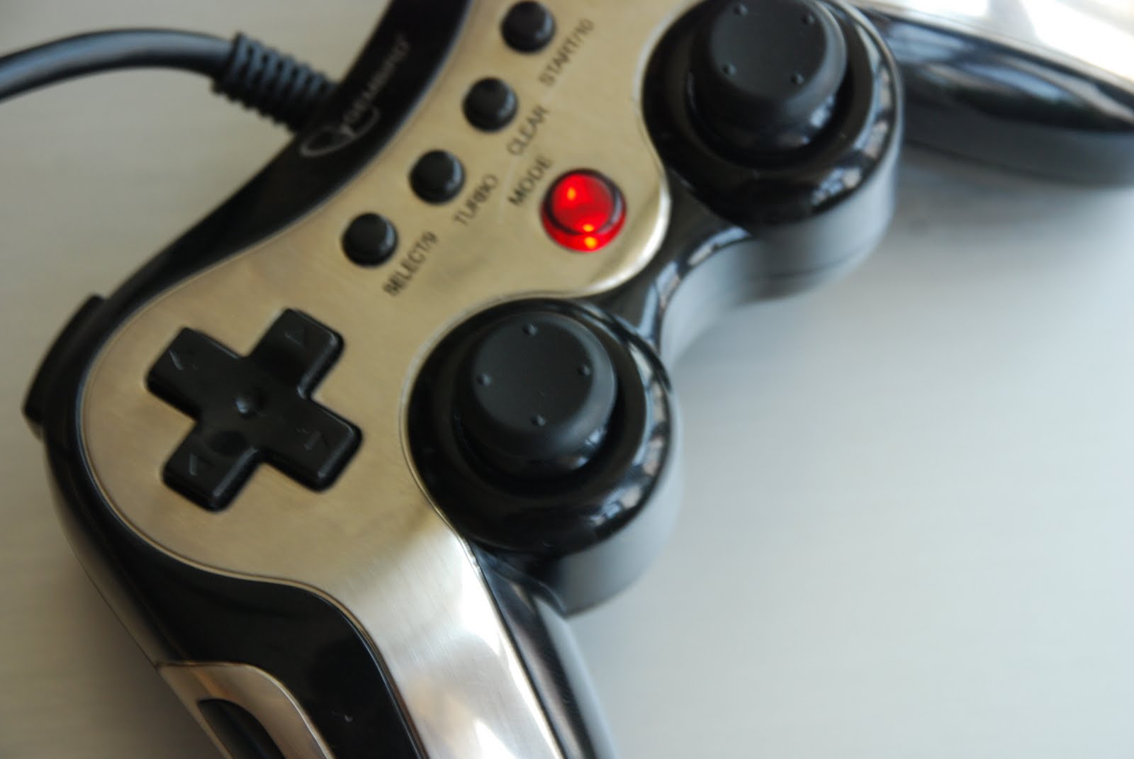 Обзоры аксессуаров: Джойстик/Геймпад/Gamepad Gembird JPD-FFB-M ...