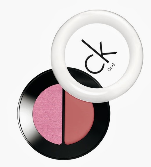 Cosmética en Acción: Los productos de maquillaje de CALVIN KLEIN “CK One  Color” – un nuevo proyecto de TRND