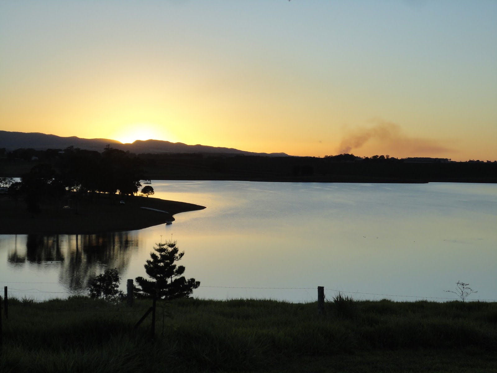 Thorpe Rd Lake Tinaroo Tinaroo Lakefront Paradise