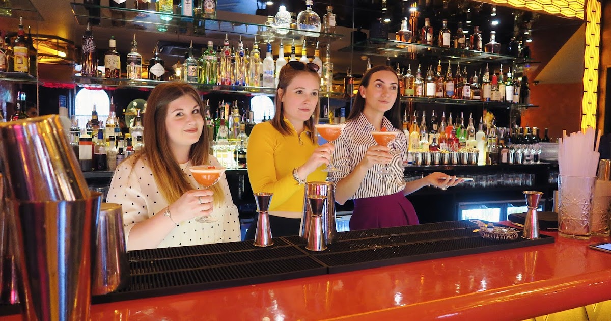 COCKTAIL MASTERCLASS AT THE NEW BIRMINGHAM DIRTY MARTINI* GraceBee