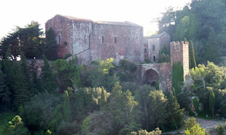 Castillo-Monasterio de San Miquel d'Esconalbou.