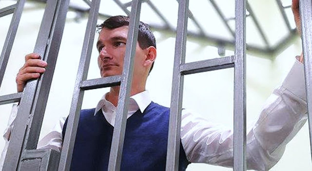 Alexander Valov Bloguero ruso crítico con el Gobierno y es condenado a seis años de cárcel