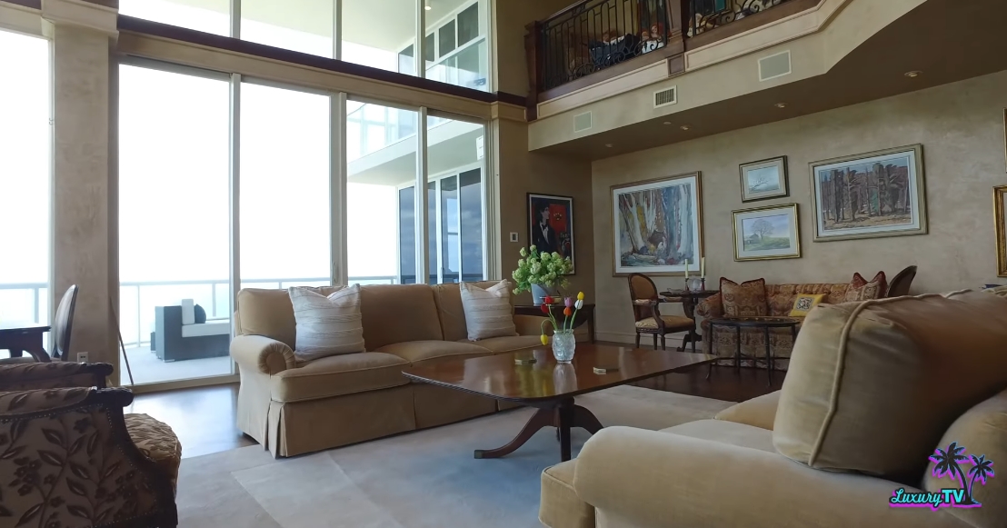 34 Photos vs. 6051 N Ocean Dr PH 5, Hollywood, FL Interior Design Luxury Penthouse Tour