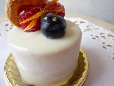 神奈川県小田原市中里のケーキ屋フロマージュのブログ カシスムース