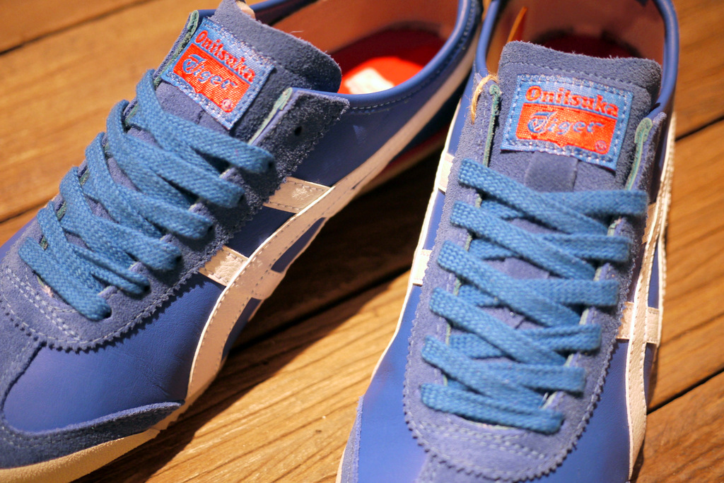 onitsuka tiger navy