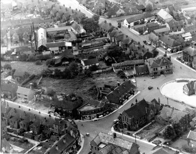 Bentley Village, A History Old Photo Gallery