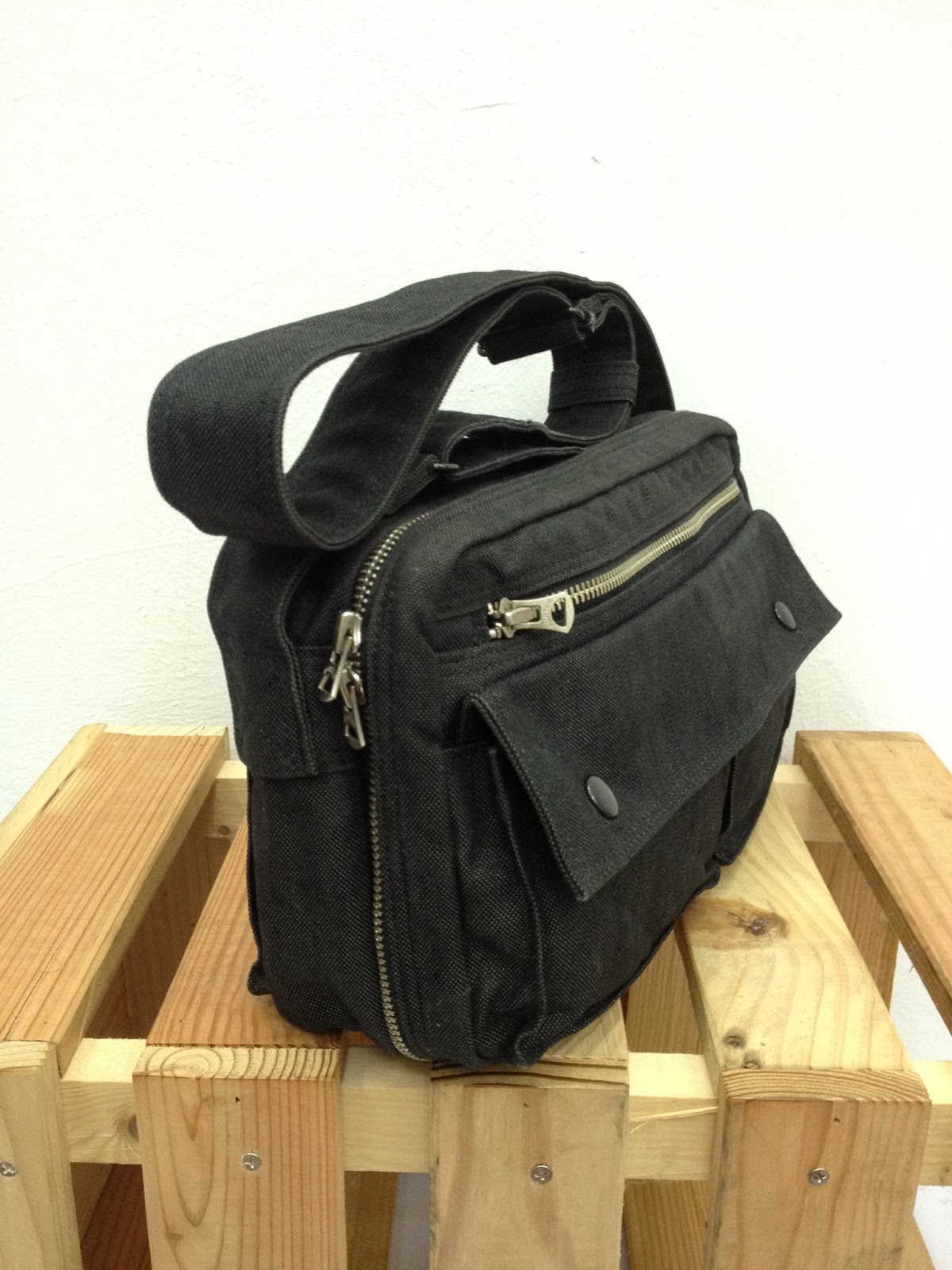 d0rayakEEbaG Porter Japan Crossbody Sling Bag(SOLD)