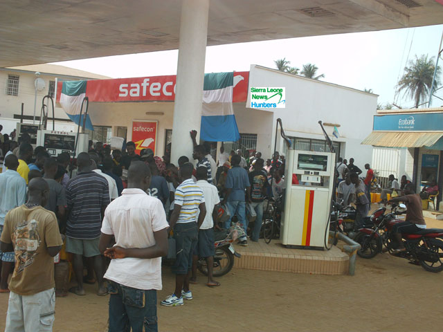 sierra-leone-news-hunters-fuel-crisis-in-pictures