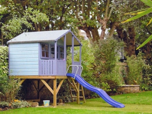 Super fun Playhouse for the kids!